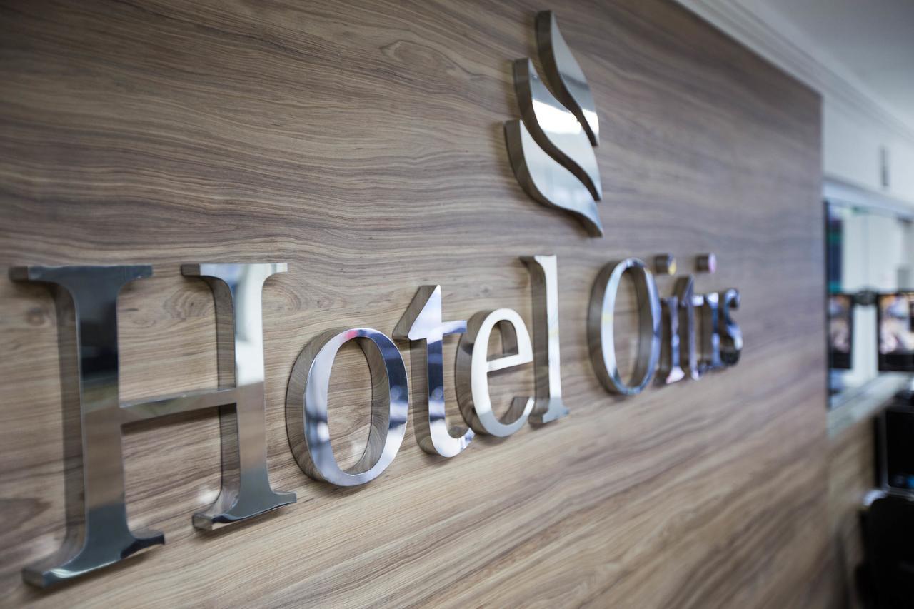 Hotel Oitis Говернадор-Валадарес Екстер'єр фото